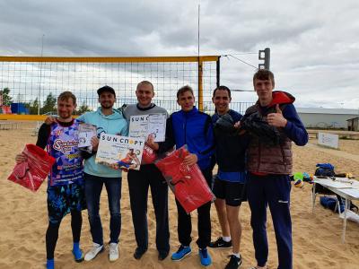 Рязанские волейболисты-пляжники завоевали награды открытого турнира в Нижнем Новгороде